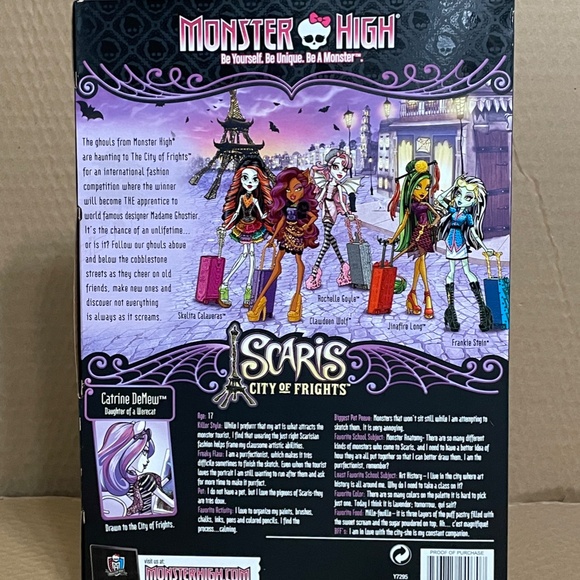 Catrine DeMew Monster High Scaris City of Frights Doll 2012 NEW! - Picture 3 of 5
